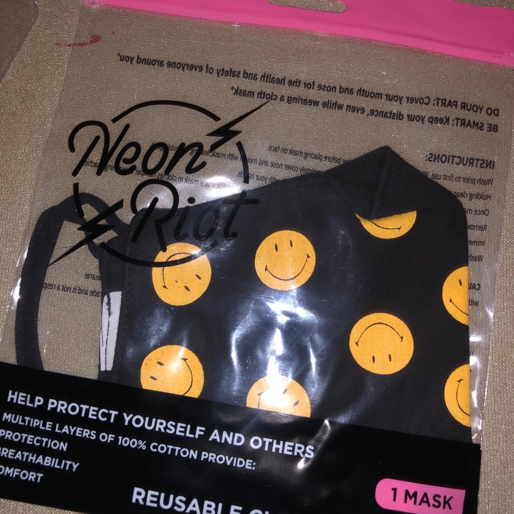 Smiley face cover